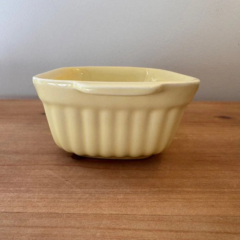 Vintage Baking Dishes Casserole 16 oz F.T.D.A. Pfaltzgraff 1983 Retro Yellow